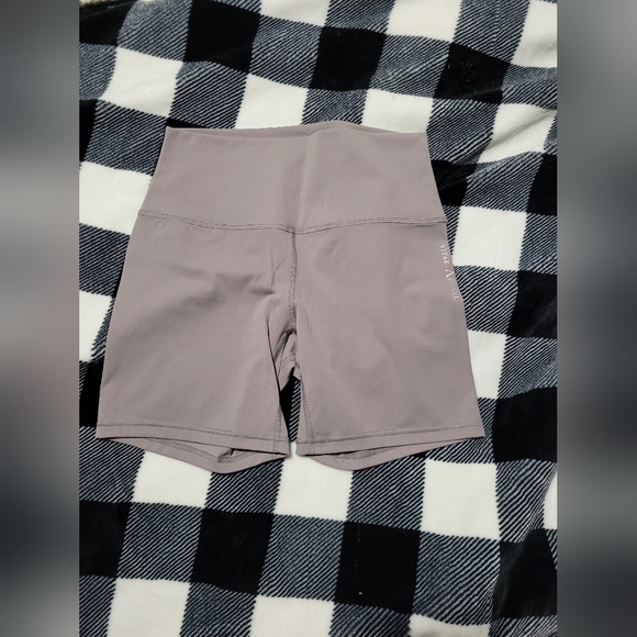 VITAE APPAREL Ultra Flex Seamless Biker Shorts Grey MED/6 - Picture 4 of 7